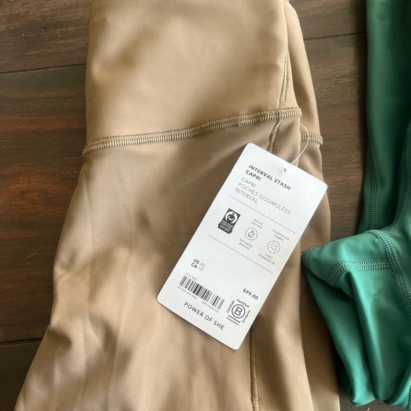 NWT Athleta Interval Stash Capri Size XS Clay and Trillium Green leggings bundle - Picture 2 of 5